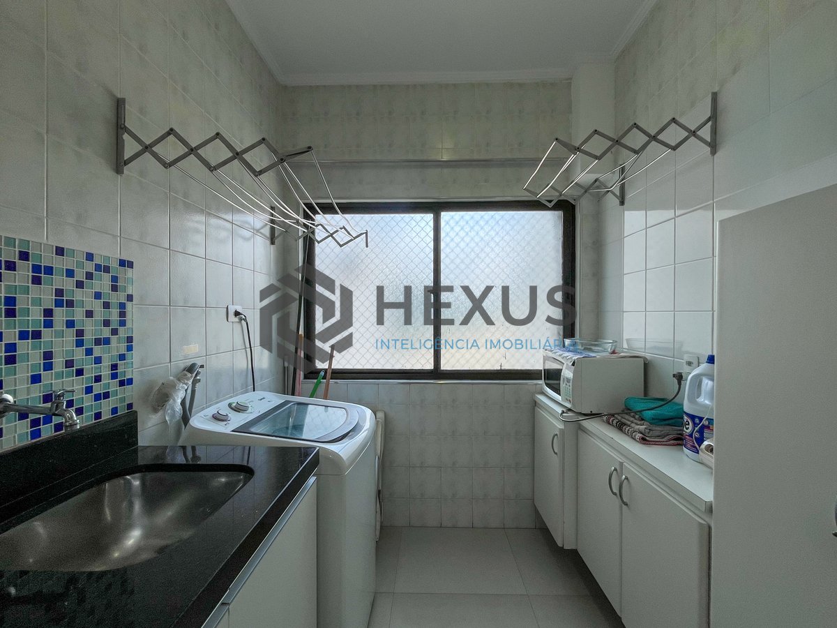 Foto 33 de Apartamento com varanda vista mar e lazer na beira mar da Praia da Enseada, Guaruja