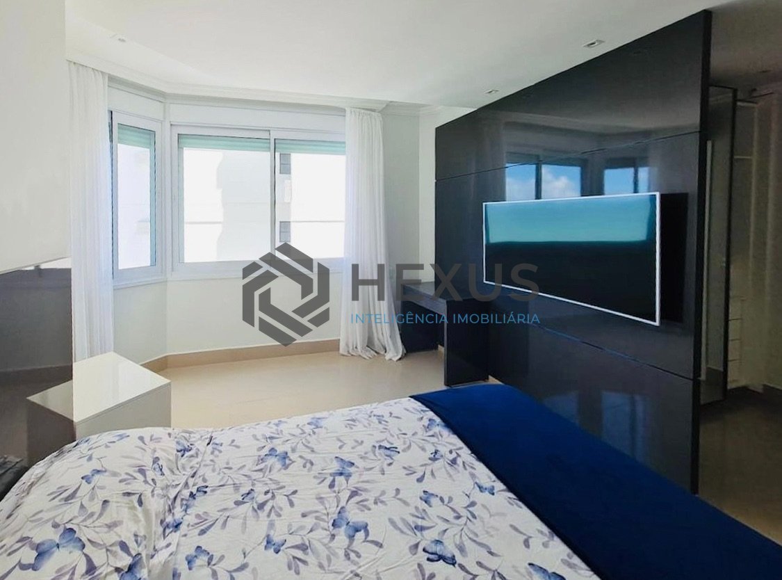 Foto 33 de Apartamento reformado frente mar com varanda gourmet e lazer na Praia das Pitangueiras, Guaruja