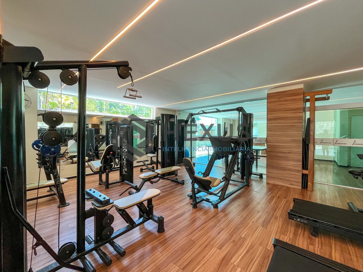 Foto 48 de Apartamento reformado frente mar com varanda gourmet e lazer na Praia das Pitangueiras, Guaruja