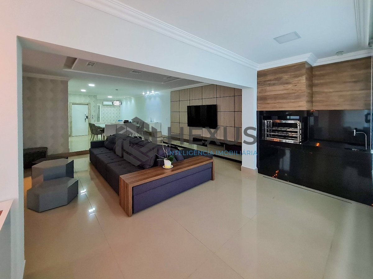 Foto 9 de Apartamento reformado frente mar com varanda gourmet e lazer na Praia das Pitangueiras, Guaruja