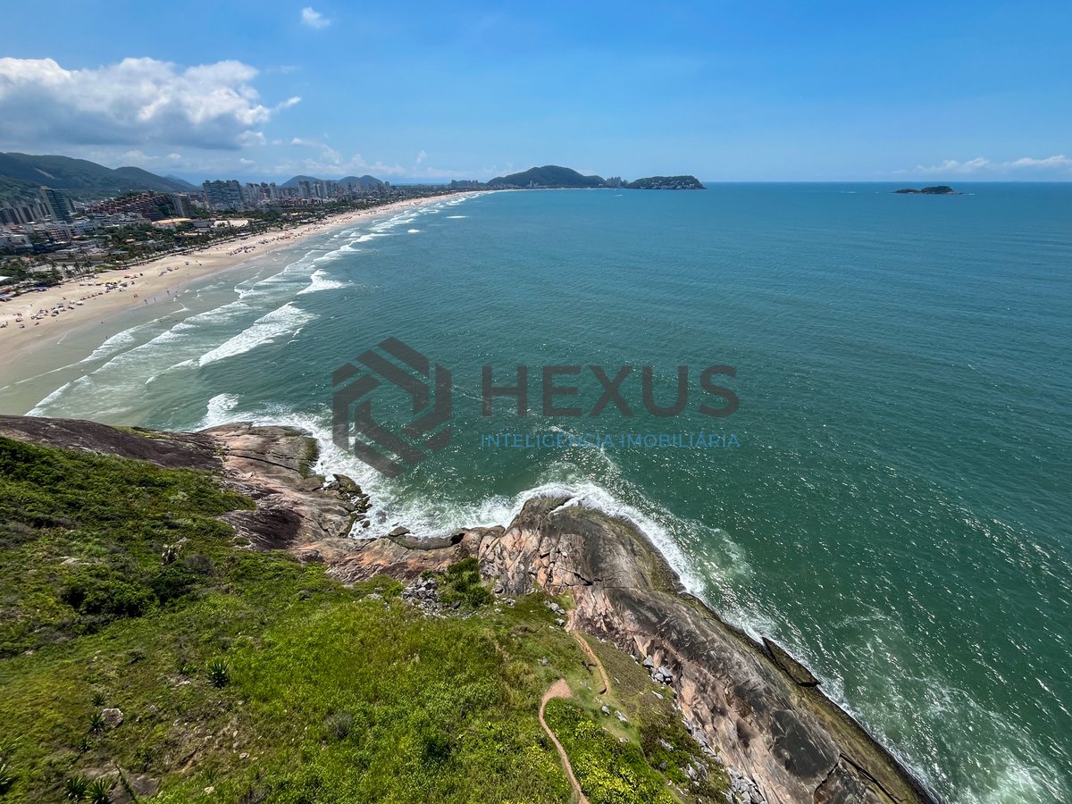 Foto 11 de Apartamento frente mar com varanda gourmet e lazer na Praia das Pitangueiras, Guaruja