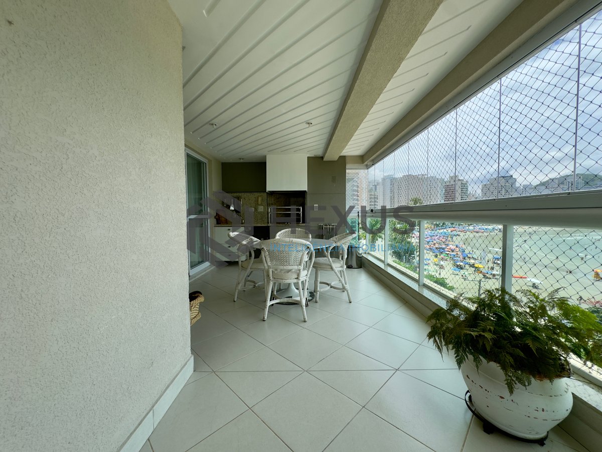 Foto 12 de Apartamento frente mar com varanda gourmet vista mar e lazer na Praia das Asturias, Guaruja