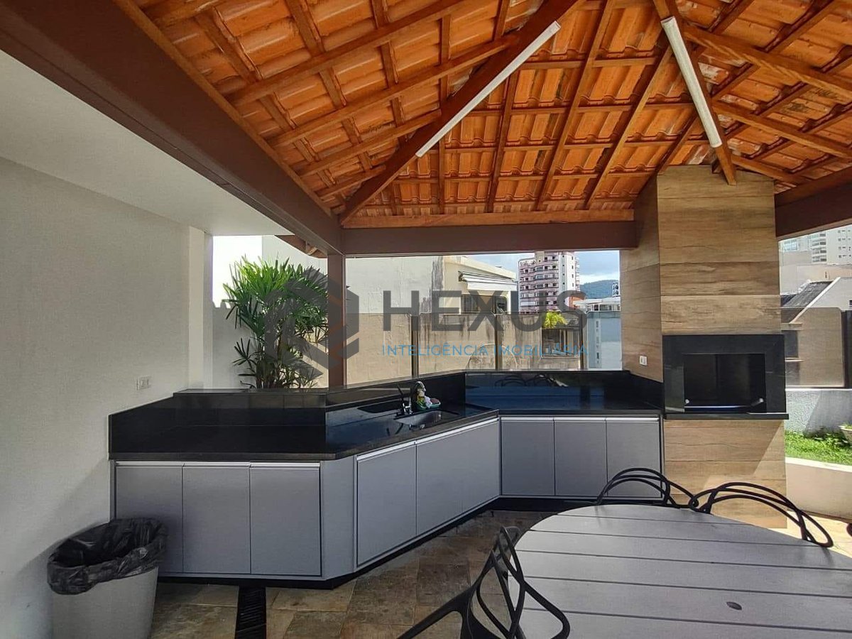 Foto 30 de Apartamento com varanda e lazer na Praia da Enseada, Guaruja