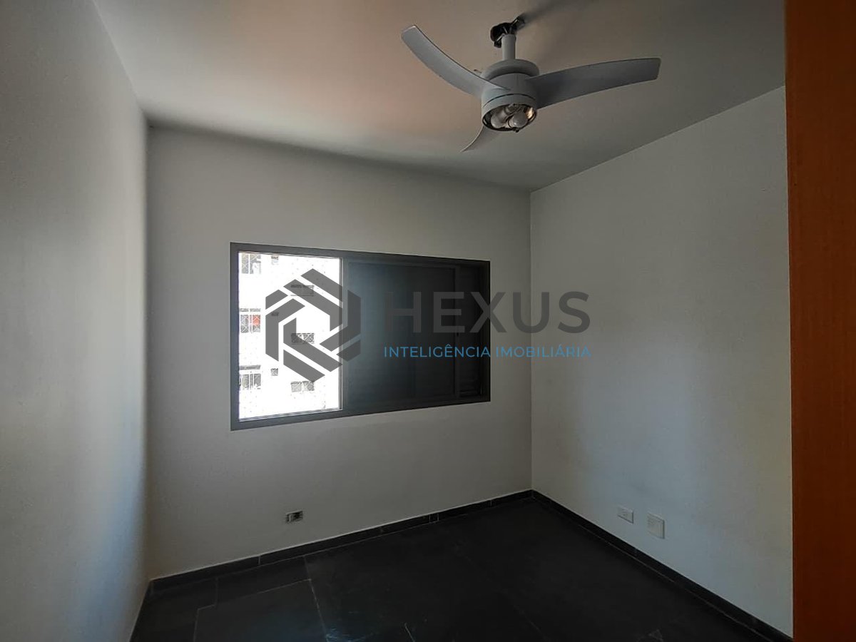 Foto 6 de Apartamento com varanda e lazer na Praia da Enseada, Guaruja