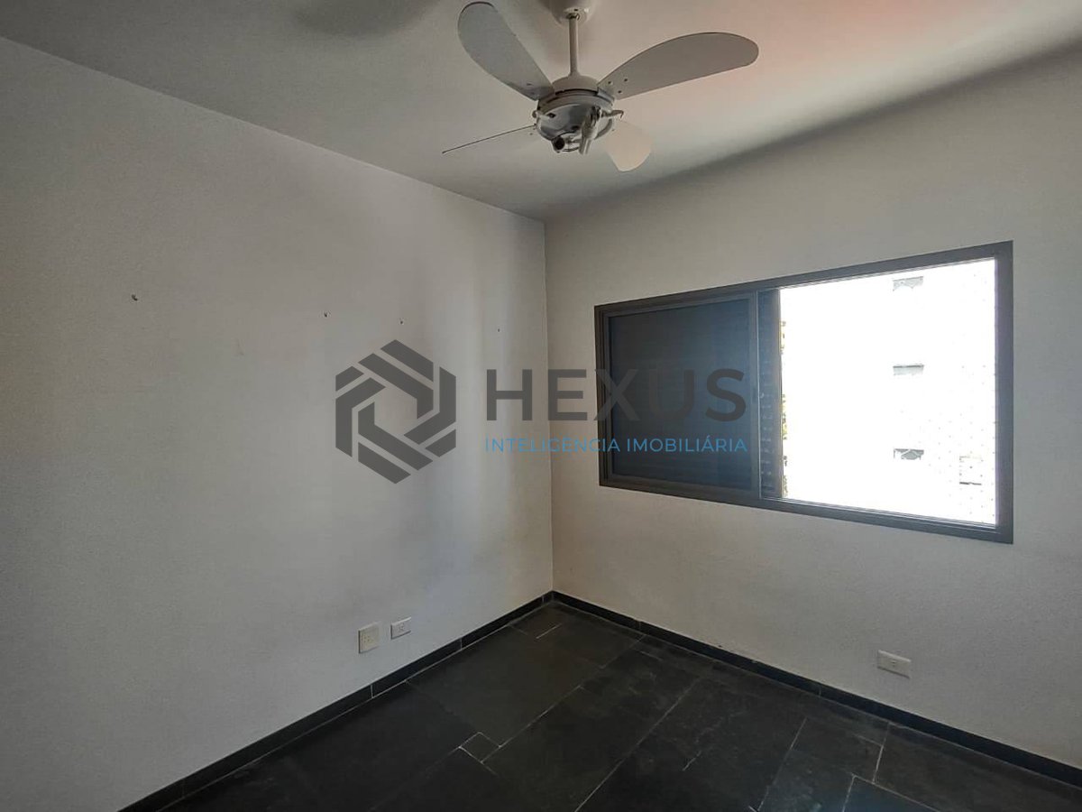 Foto 9 de Apartamento com varanda e lazer na Praia da Enseada, Guaruja