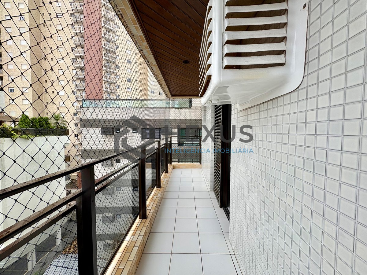 Foto 6 de Apartamento com varanda e lazer na Praia da Enseada, Guaruja