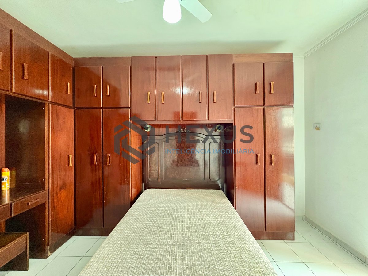 Foto 10 de Apartamento com varanda e lazer na Praia da Enseada, Guaruja