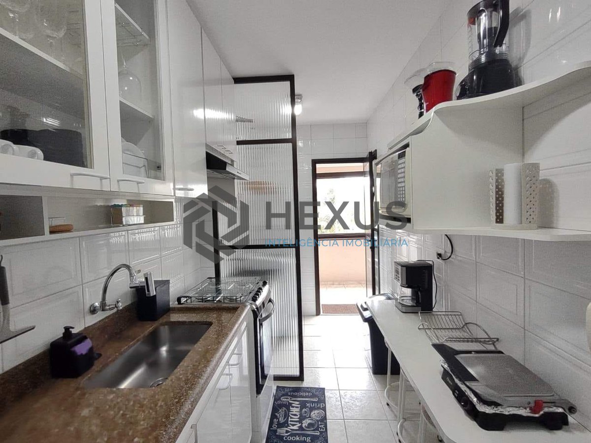 Foto 17 de Apartamento com varanda gourmet e lazer na Praia da Enseada, Guaruja