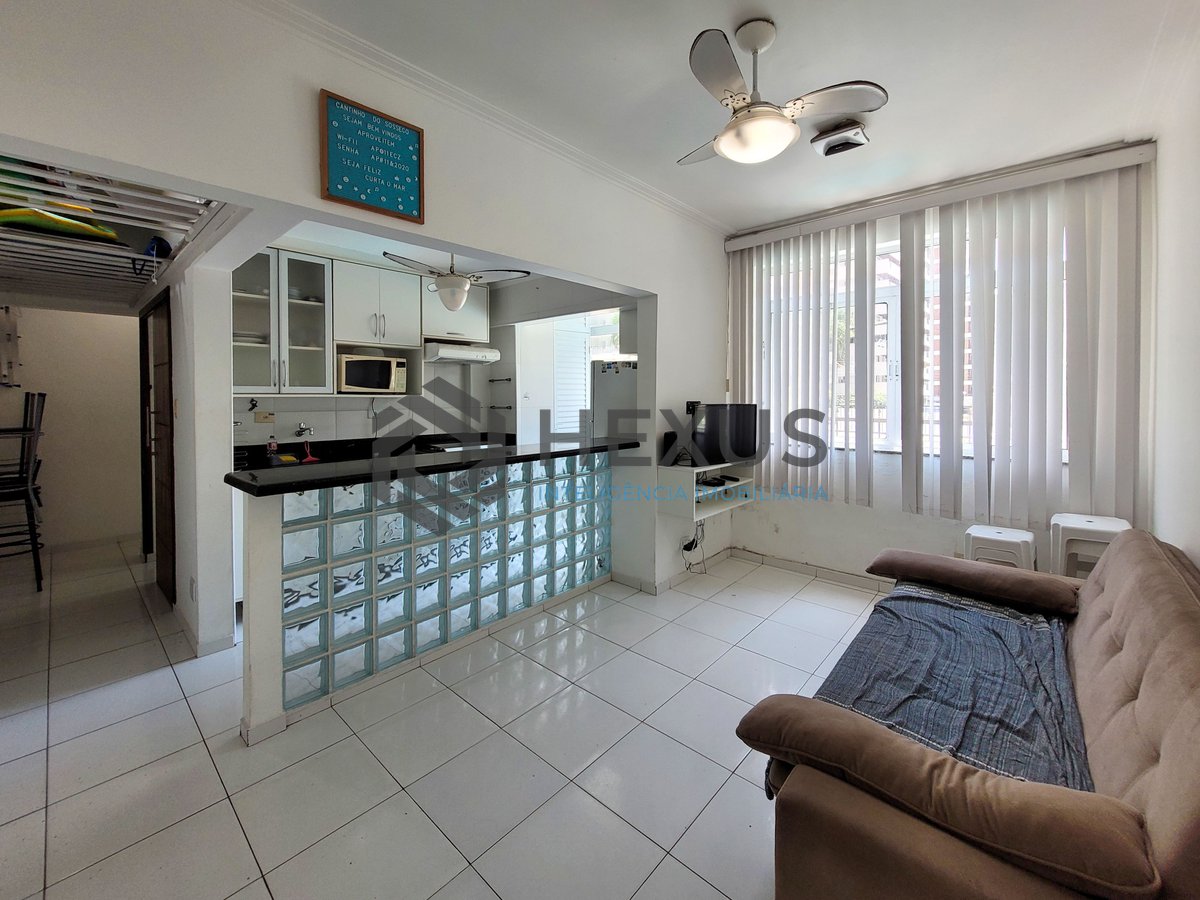Foto 2 de Apartamento reformado na beira mar da Praia das Asturias, Guaruja