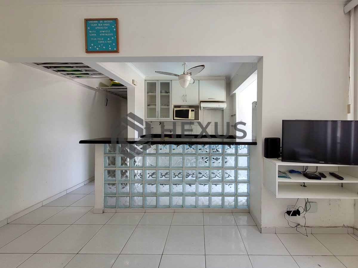Foto 5 de Apartamento reformado na beira mar da Praia das Asturias, Guaruja