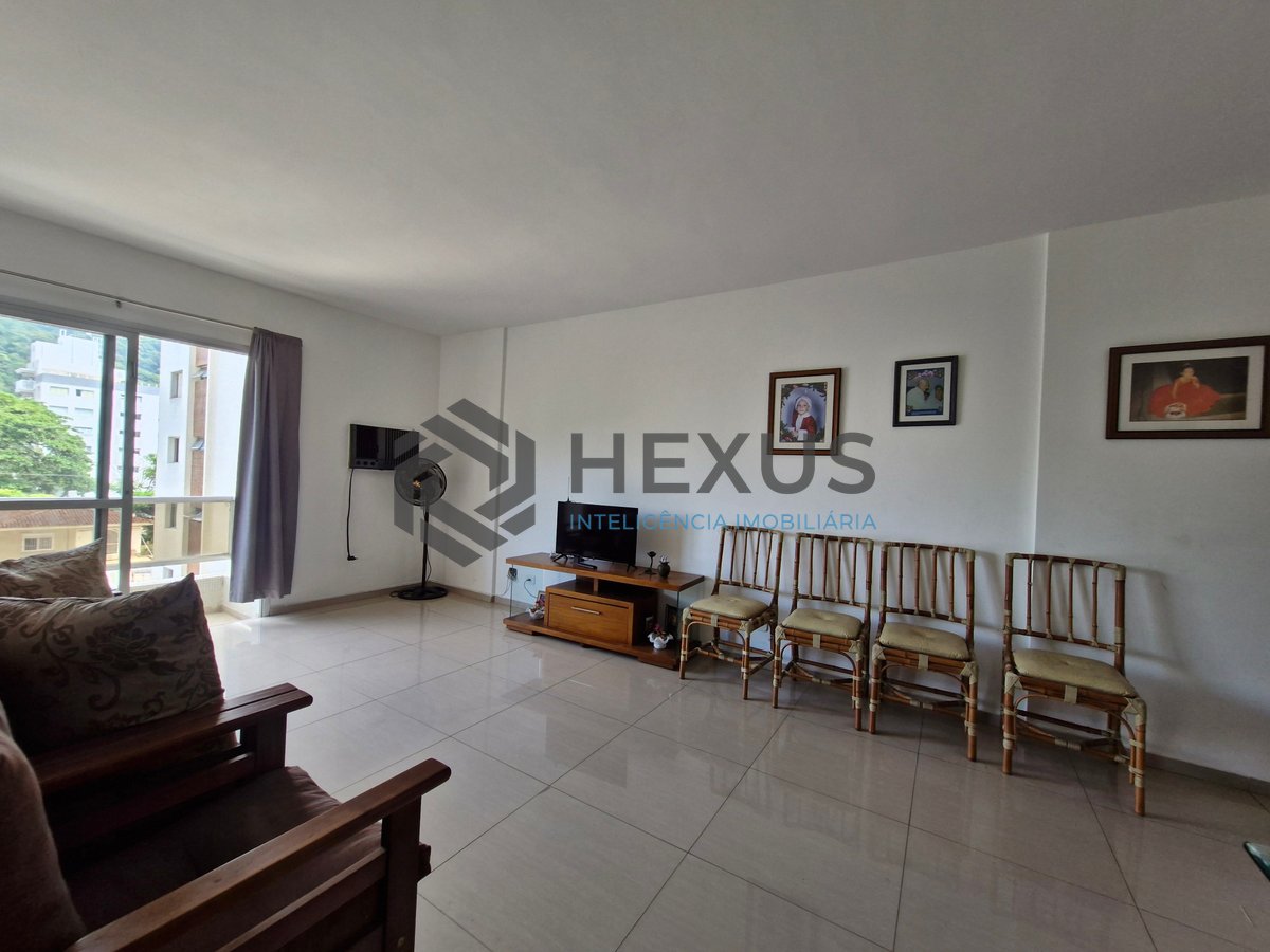 Foto 8 de Apartamento com varanda e lazer na Praia das Pitangueiras, Guaruja