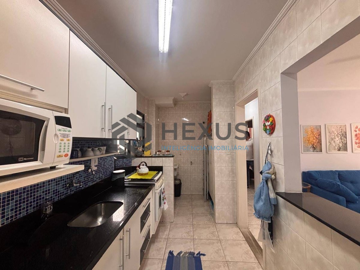 Foto 20 de Apartamento com varanda e lazer na Praia do Tombo, Guaruja