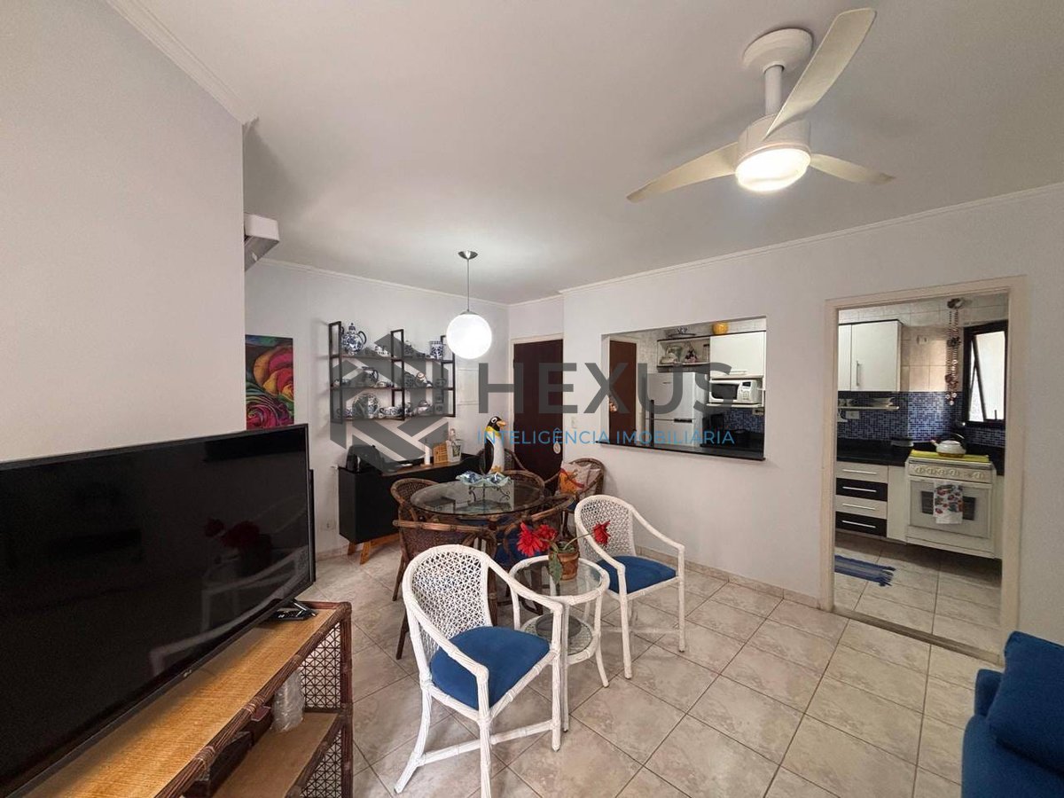 Foto 7 de Apartamento com varanda e lazer na Praia do Tombo, Guaruja