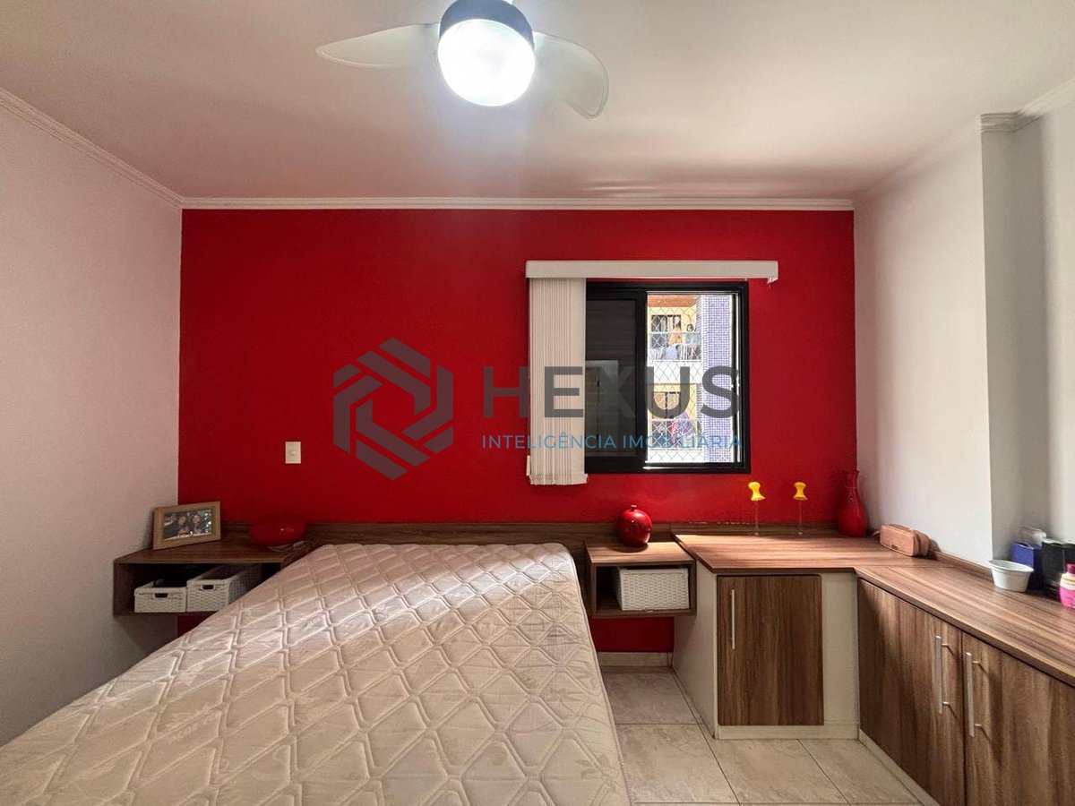 Foto 9 de Apartamento com varanda e lazer na Praia do Tombo, Guaruja