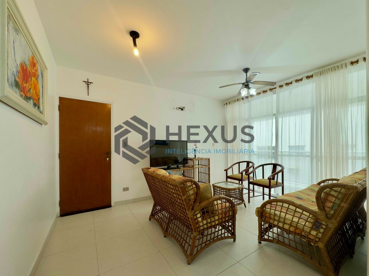 Foto 3 de Apartamento com varanda na Praia da Enseada, Guaruja