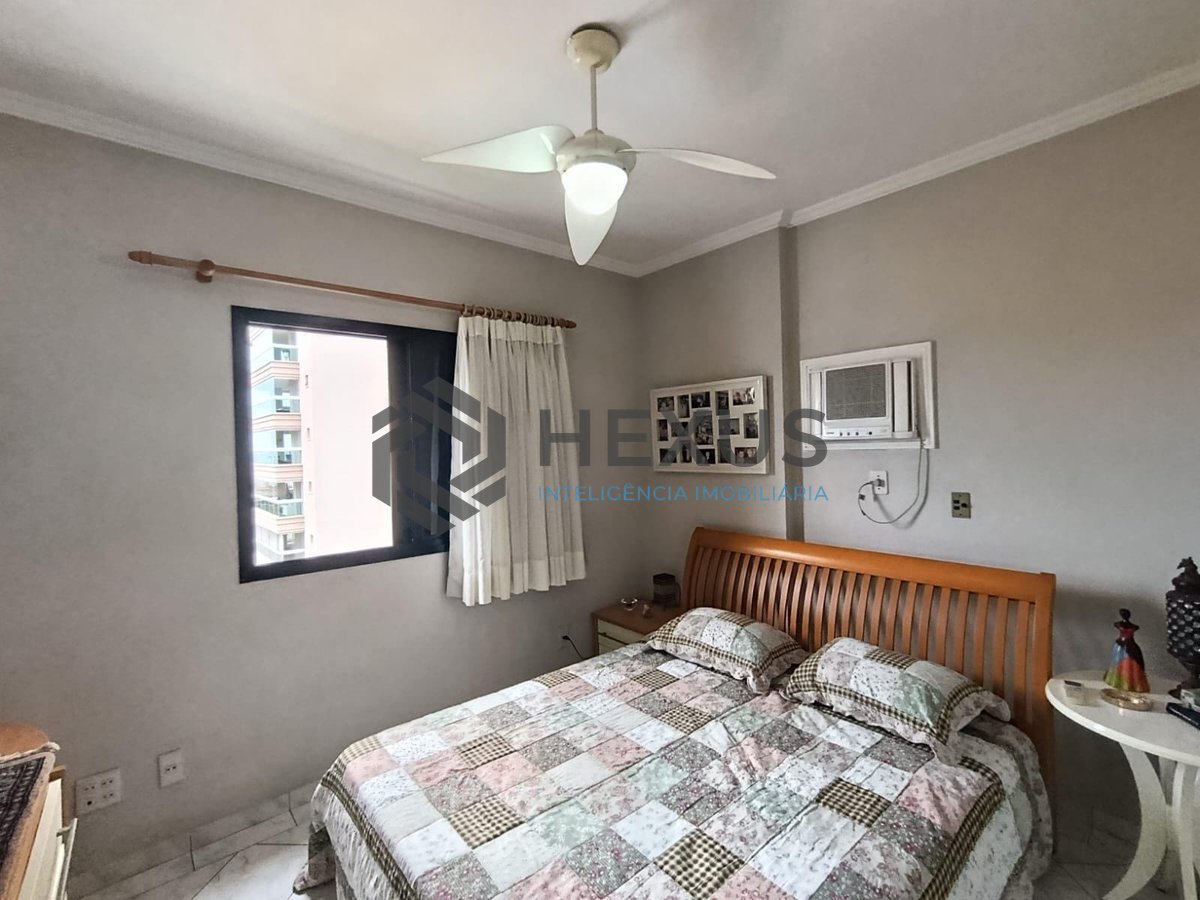 Foto 14 de Apartamento com varanda gourmet e vista mar na Praia da Enseada, Guaruja