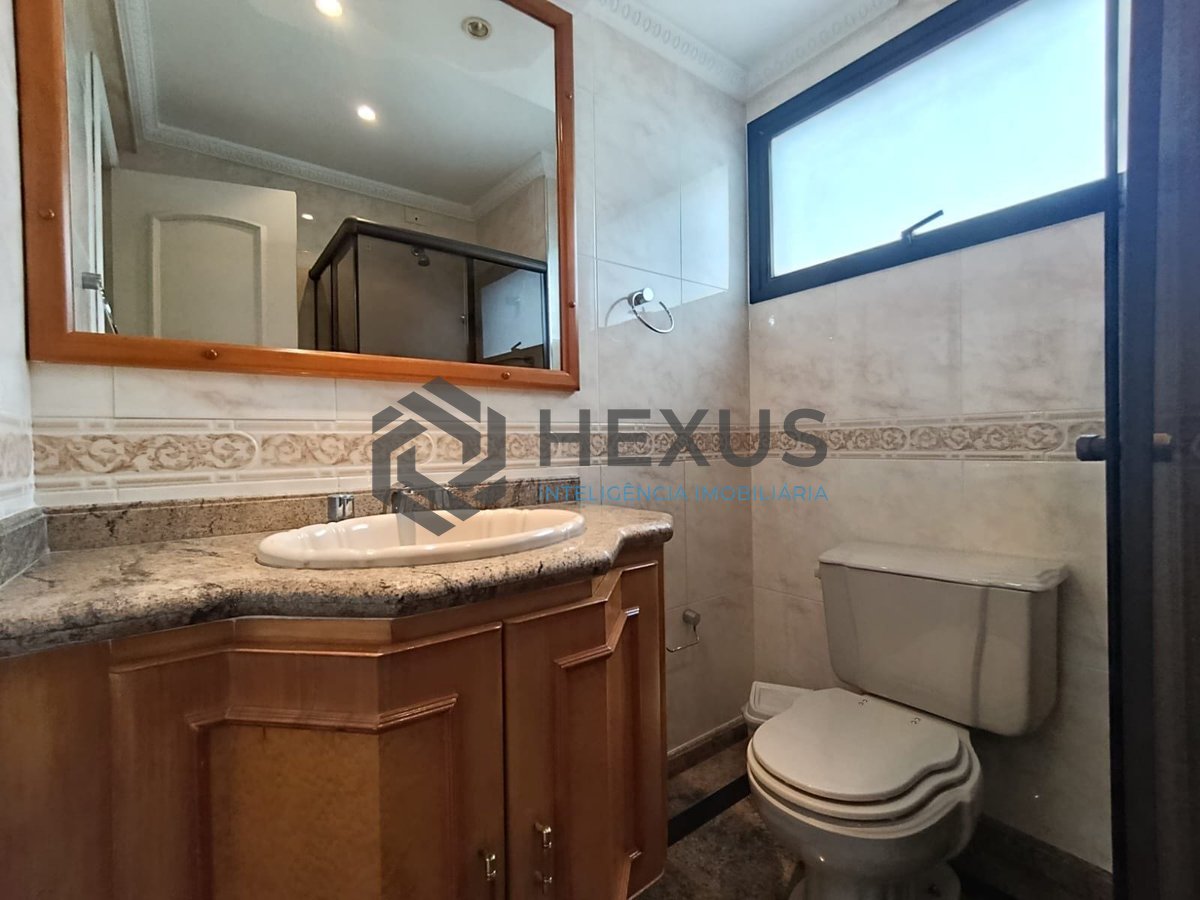 Foto 17 de Apartamento com varanda gourmet e vista mar na Praia da Enseada, Guaruja