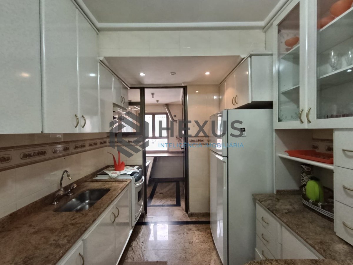 Foto 18 de Apartamento com varanda gourmet e vista mar na Praia da Enseada, Guaruja