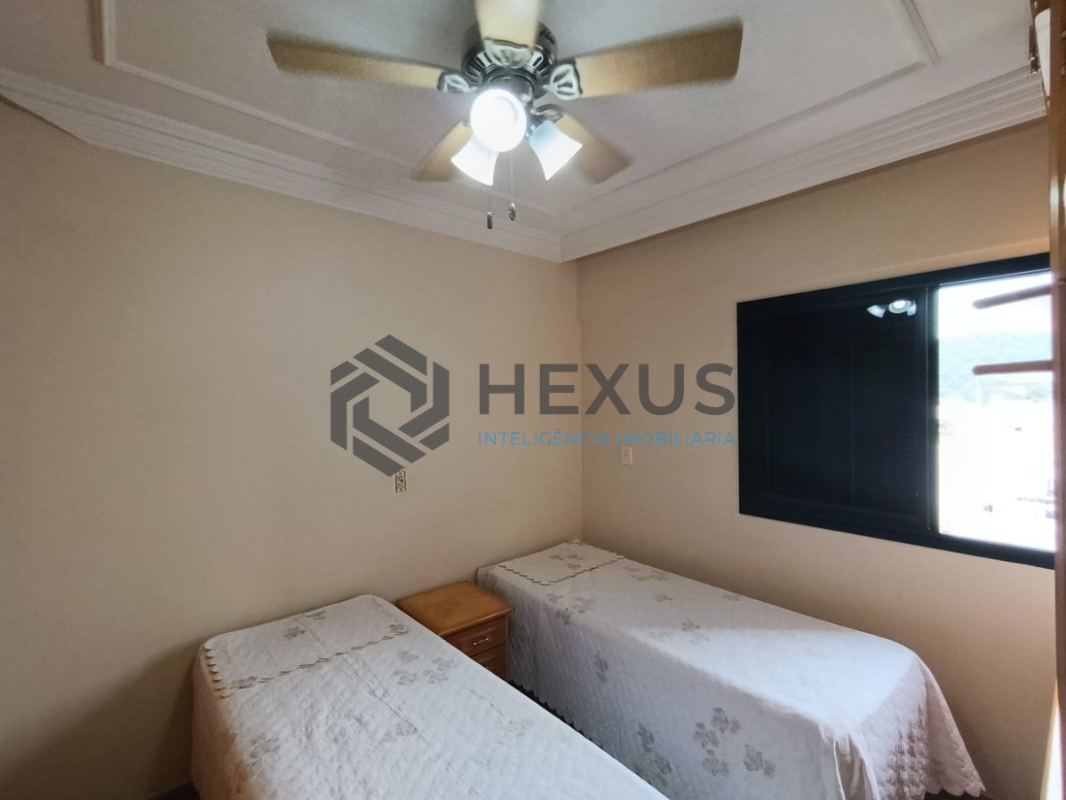 Foto 10 de Apartamento com varanda gourmet e vista mar na Praia da Enseada, Guaruja