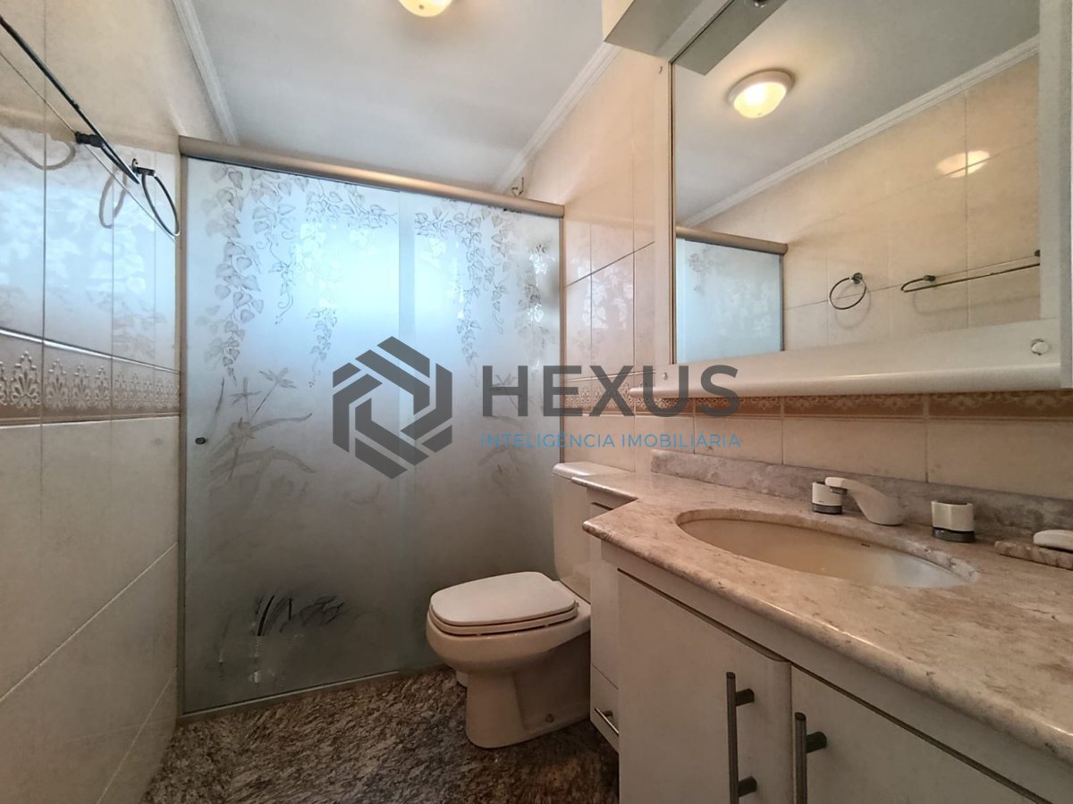 Foto 12 de Apartamento com varanda gourmet e vista mar na Praia da Enseada, Guaruja