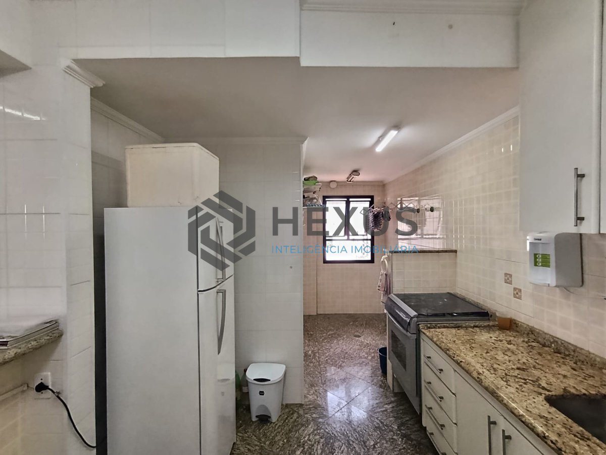 Foto 15 de Apartamento com varanda gourmet e vista mar na Praia da Enseada, Guaruja