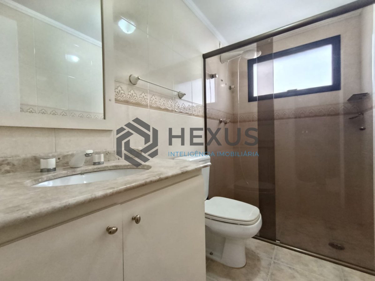 Foto 17 de Apartamento com varanda gourmet e vista mar na Praia da Enseada, Guaruja