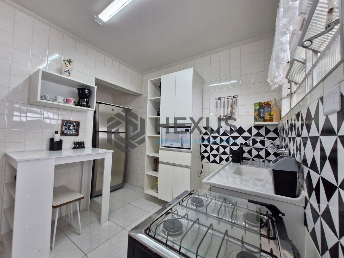 Foto 19 de Apartamento com varanda na Praia das Asturias, Guaruja