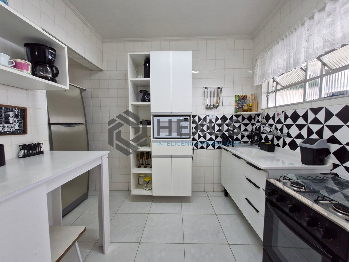 Foto 20 de Apartamento com varanda na Praia das Asturias, Guaruja