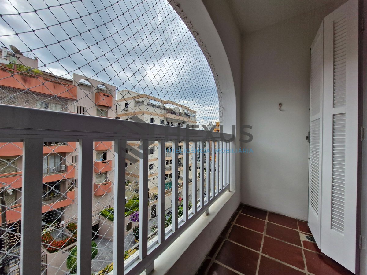 Foto 3 de Apartamento com varanda na Praia das Asturias, Guaruja