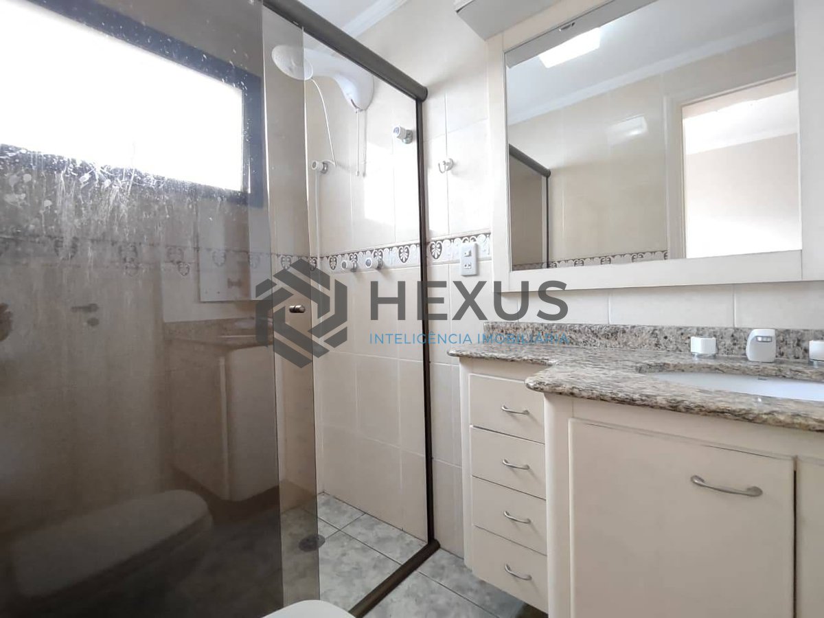 Foto 10 de Apartamento duplex com varanda gourmet na Praia da Enseada, Guaruja