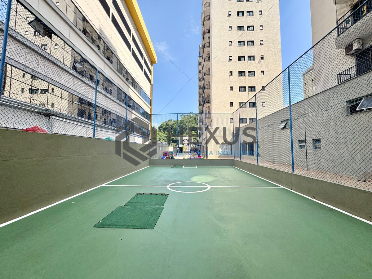 Foto 14 de Apartamento com varanda e lazer na Praia da Enseada, Guaruja