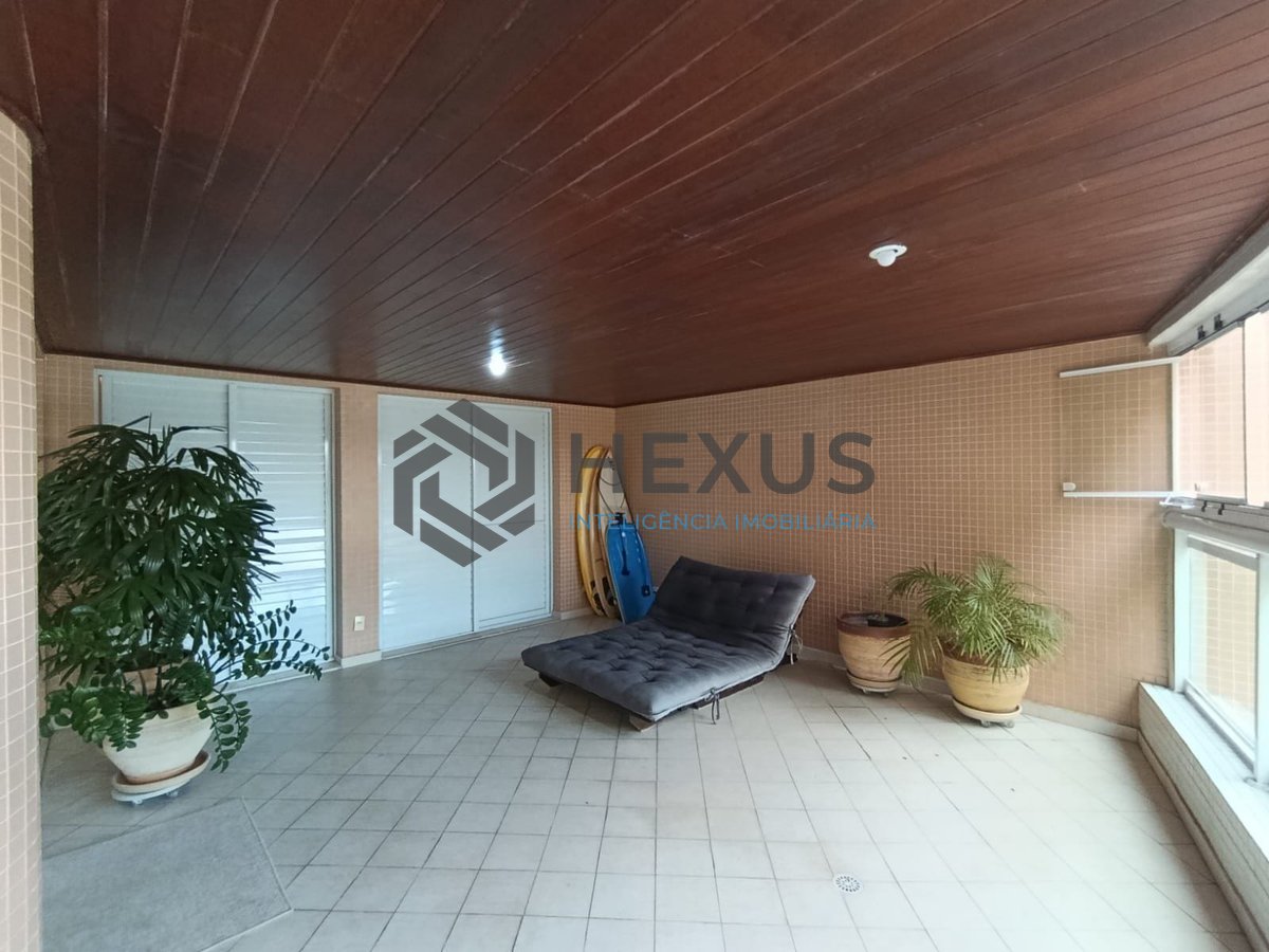 Foto 10 de Apartamento frente mar com varanda gourmet e lazer na Praia da Enseada, Guaruja
