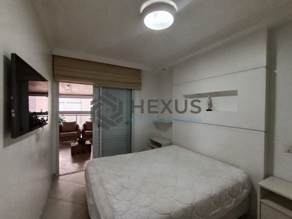Foto 12 de Apartamento frente mar com varanda gourmet e lazer na Praia da Enseada, Guaruja