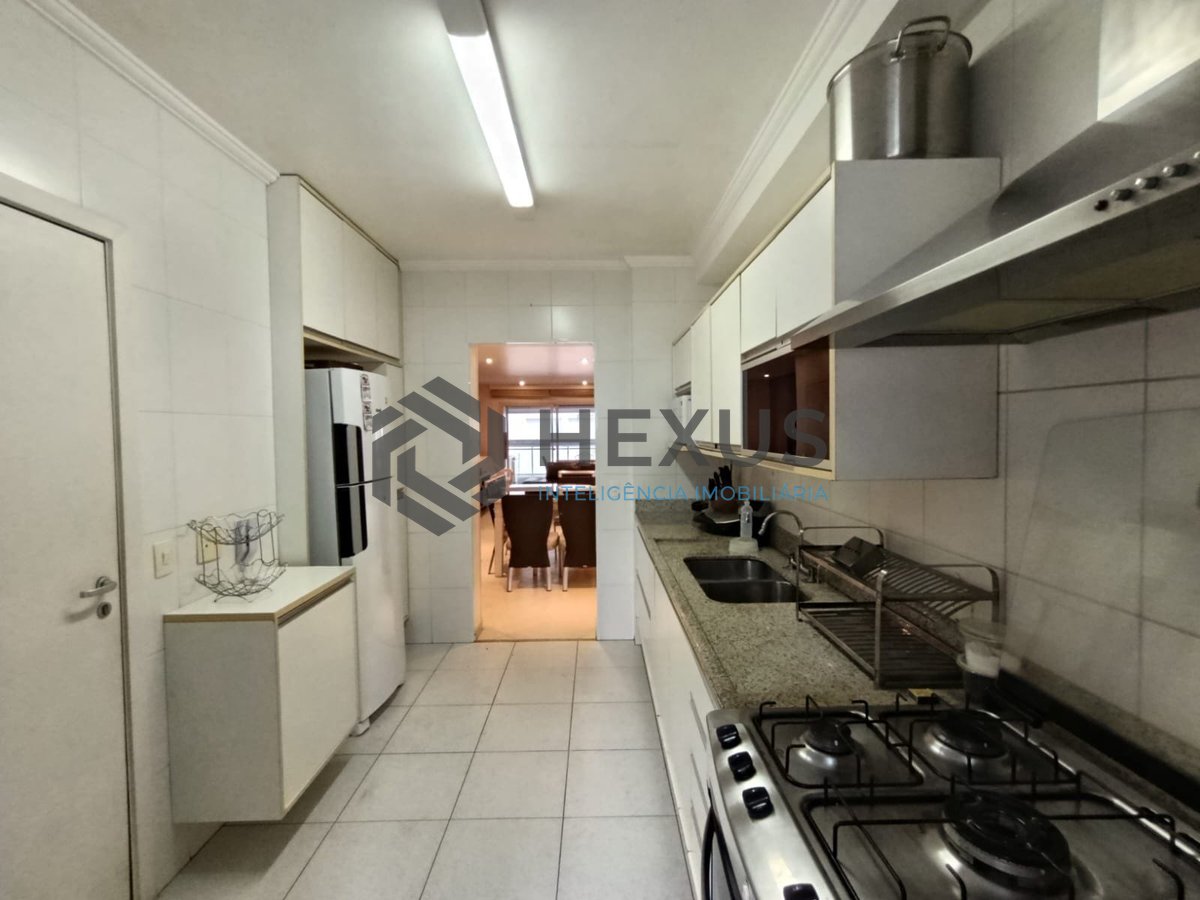 Foto 22 de Apartamento frente mar com varanda gourmet e lazer na Praia da Enseada, Guaruja