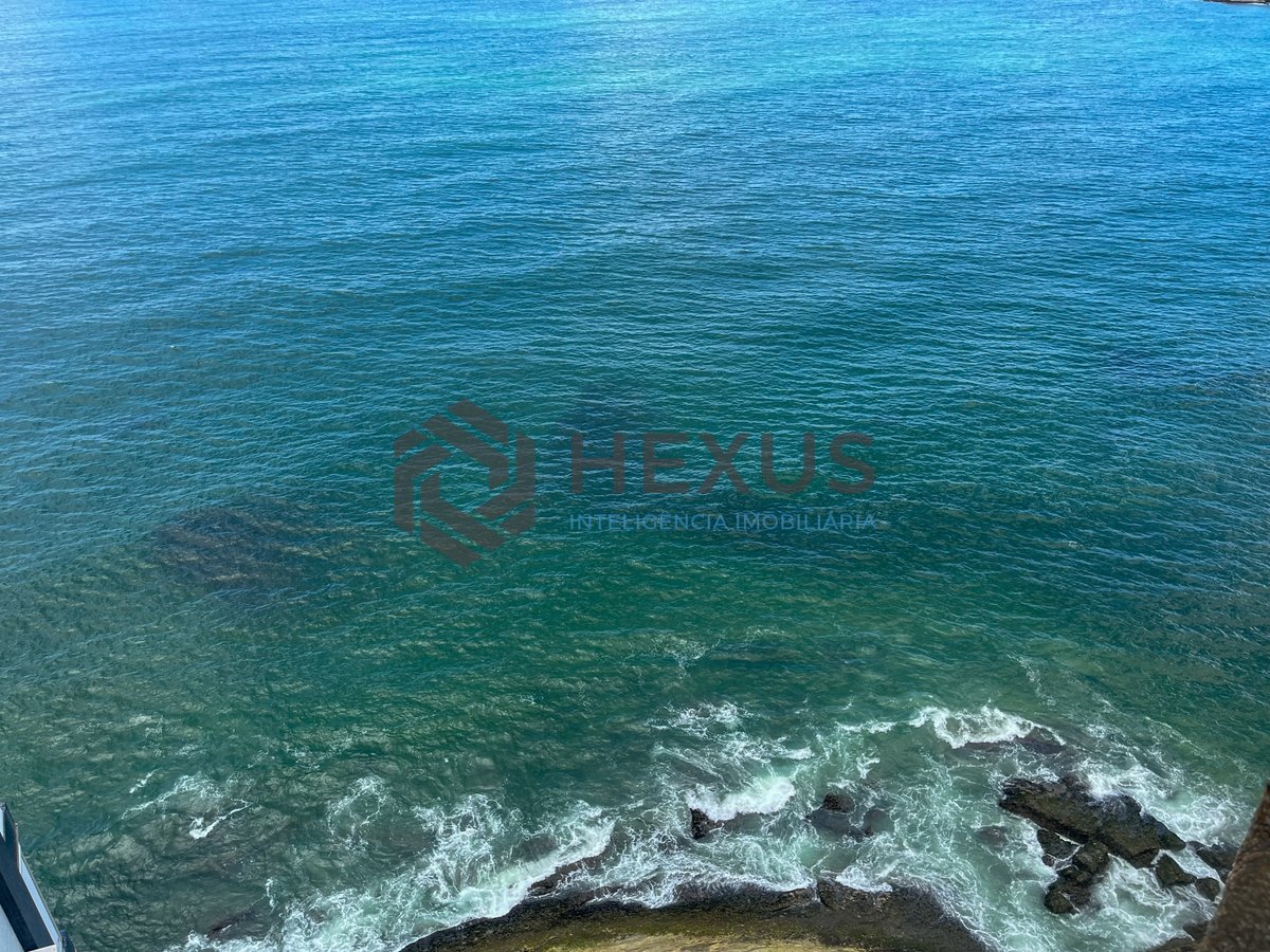 Foto 41 de Apartamento frente mar com vista mar na Praia das Pitangueiras, Guaruja