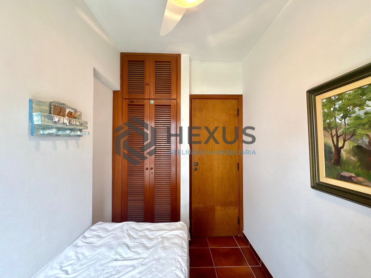 Foto 10 de Apartamento com varanda na Praia da Enseada, Guaruja