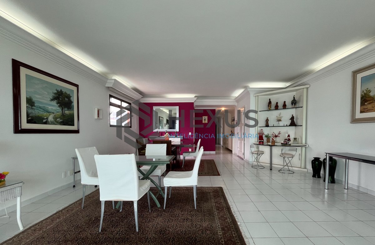 Foto 9 de Apartamento frente mar com varanda e lazer na Praia das Asturias, Guaruja