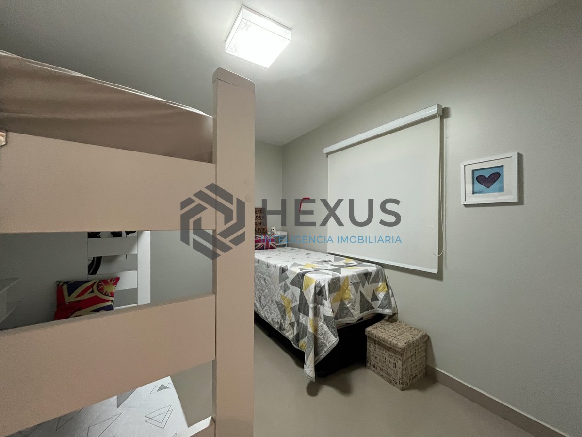 Foto 14 de Apartamento reformado com varanda gourmet e lazer na Praia das Pitangueiras, Guaruja