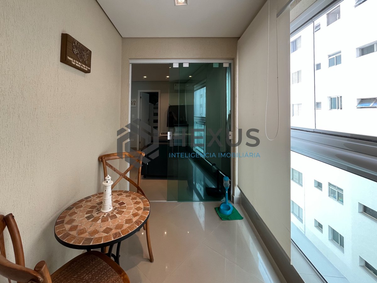 Foto 9 de Apartamento reformado com varanda gourmet e lazer na Praia das Pitangueiras, Guaruja