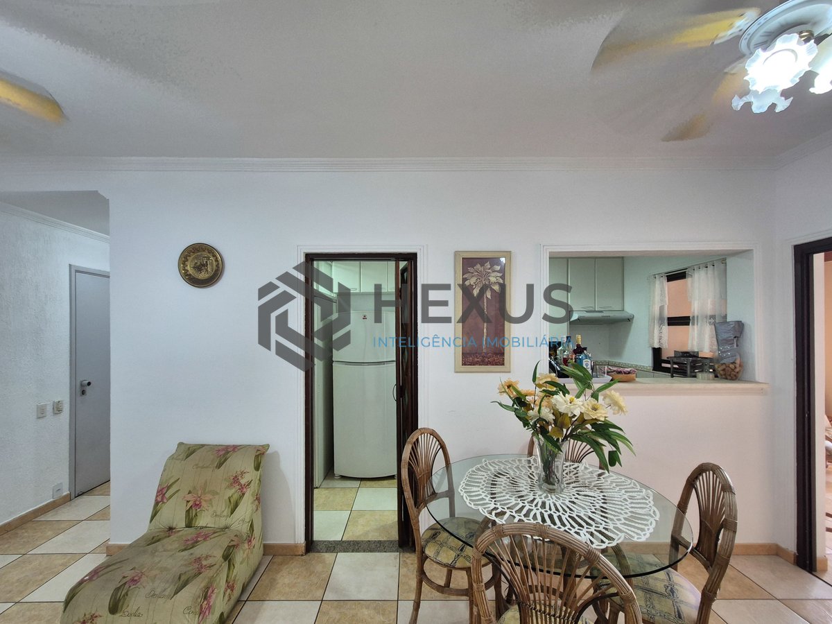 Foto 8 de Apartamento com varanda e lazer na beira mar da Praia das Pitangueiras, Guaruja