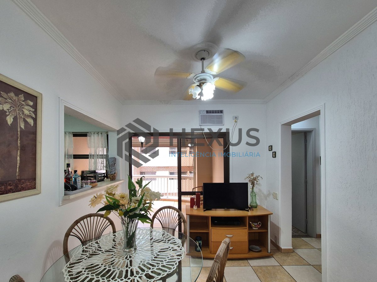 Foto 9 de Apartamento com varanda e lazer na beira mar da Praia das Pitangueiras, Guaruja