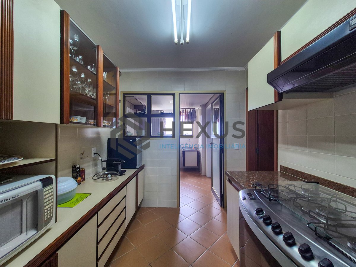 Foto 46 de Apartamento frente mar com varanda gourmet e lazer na Praia da Enseada, Guaruja