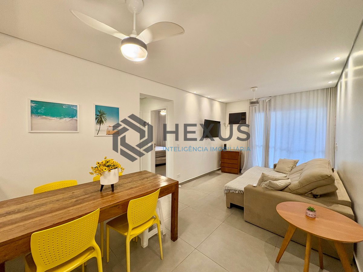 Foto 2 de Apartamento reformado na Praia da Enseada, Guaruja