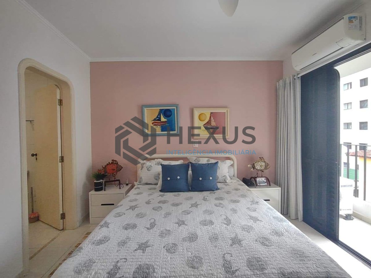 Foto 16 de Apartamento com varanda e lazer na Praia da Enseada, Guaruja
