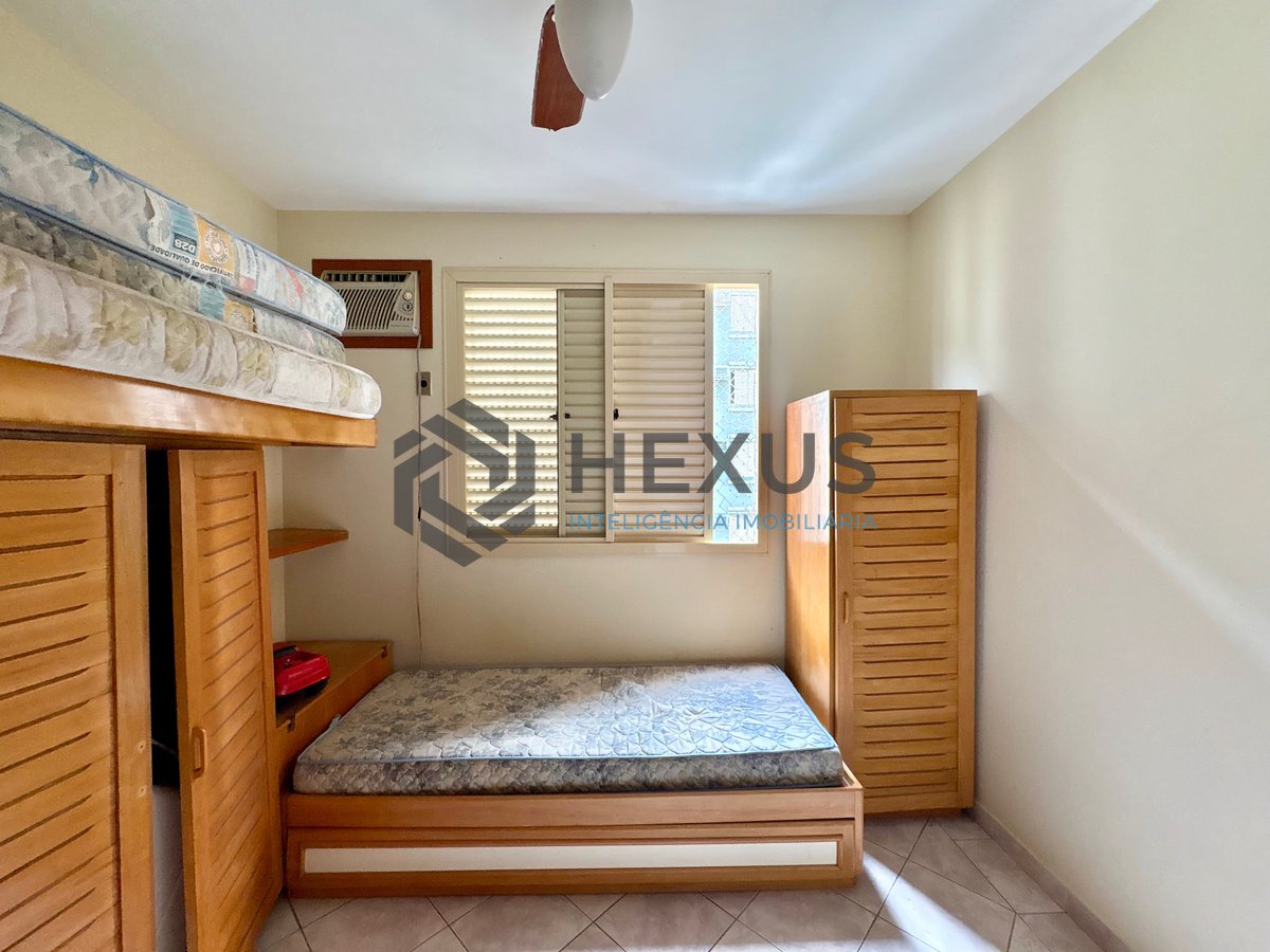 Foto 16 de Apartamento com varanda e lazer na Praia da Enseada, Guaruja
