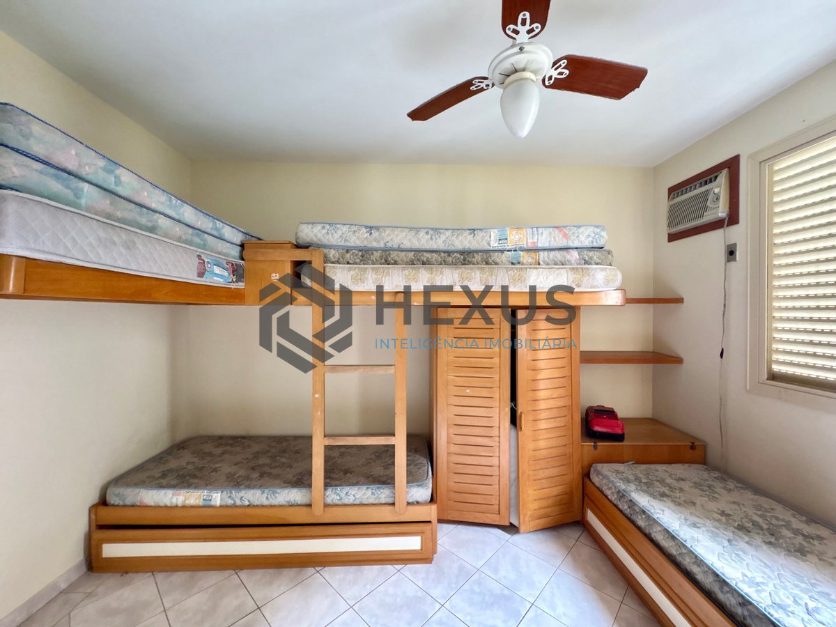 Foto 9 de Apartamento com varanda e lazer na Praia da Enseada, Guaruja
