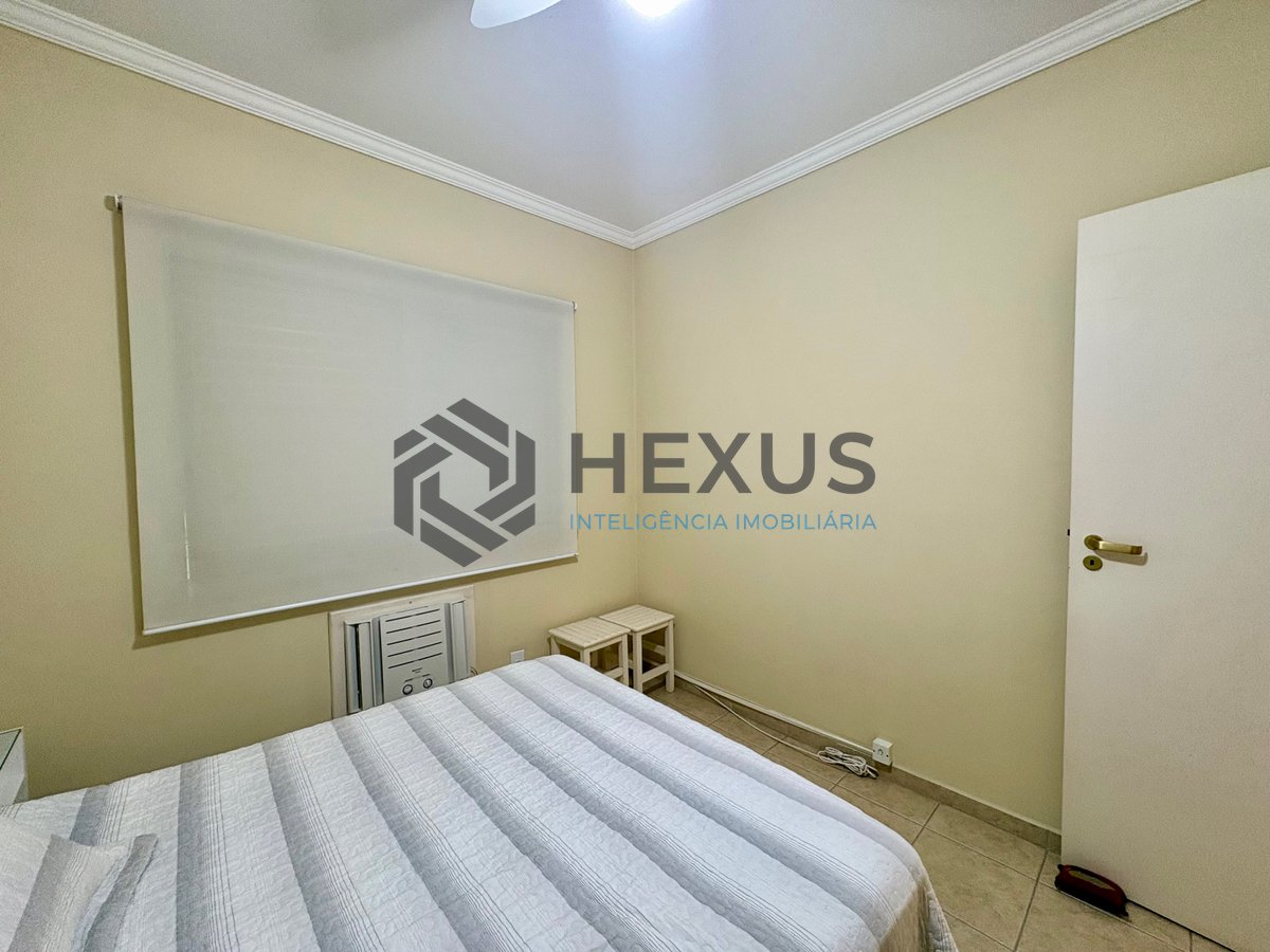 Foto 12 de Apartamento com varanda na Praia da Enseada, Guaruja