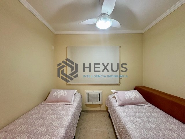 Foto 7 de Apartamento com varanda na Praia da Enseada, Guaruja