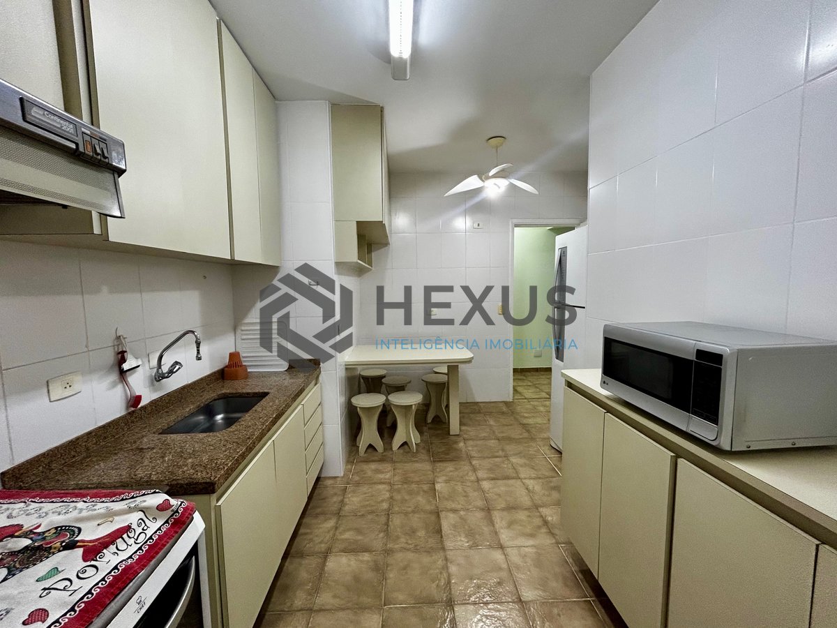 Foto 14 de Apartamento com varanda na Praia da Enseada, Guaruja