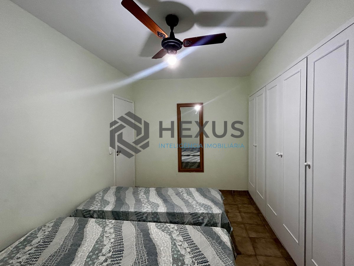 Foto 6 de Apartamento com varanda na Praia da Enseada, Guaruja